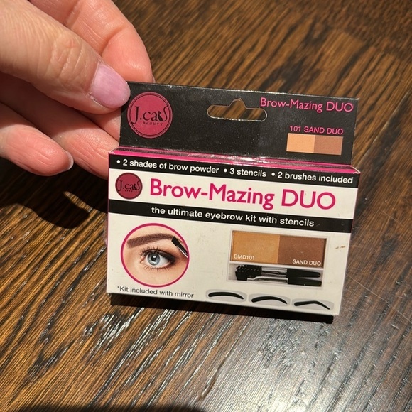 Other - J Katz beauty brow, amazing duo 101 Sand duo